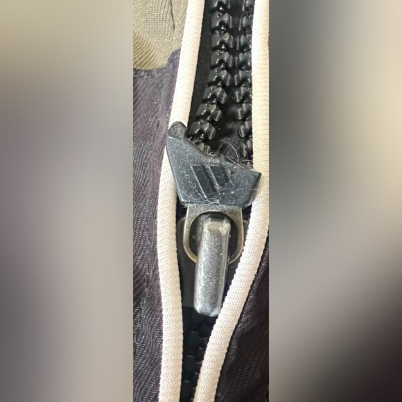 VINTAGE 90s ADIDAS GOLF BLACK AND GRAY FULL ZIP GOLF JACKET SIZE XL TALL - Picture 5 of 10